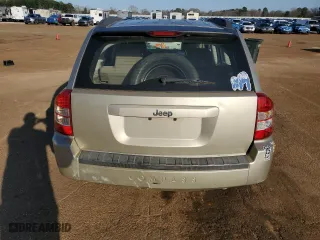 2010 Jeep Compass North Edition with VIN 1J4NT4FB5AD570092, listed as a Copart auction lot 45122905 with 262,800 mi miles and Salvage Title. Bid and sale history available at carsss.com. Image 6.