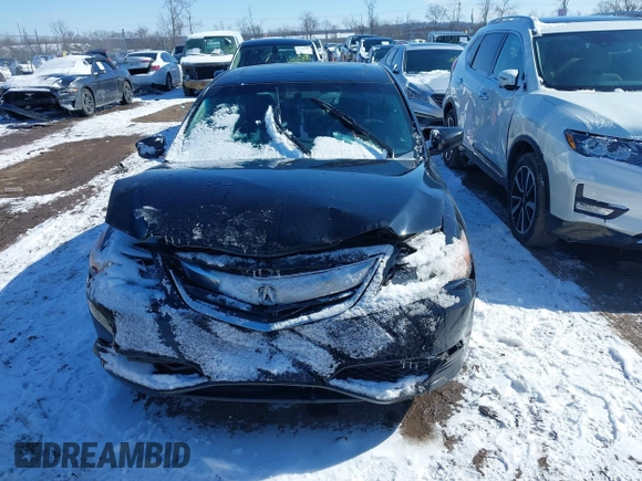 2013 Acura ILX with VIN 19VDE1F32DE015048, listed as a IAAI auction lot 41541956 with 92,403 mi miles. Bid and sale history available at carsss.com. Image 12.