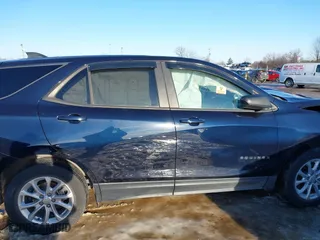 2020 Chevrolet Equinox LS with VIN 3GNAXSEV5LS653413, listed as a IAAI auction lot 41271338 with 37,803 mi miles. Bid and sale history available at carsss.com. Image 12.