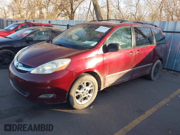 2006 Toyota Sienna XLE with VIN 5TDZA22CX6S572335, listed as a IAAI auction lot 41767852 with 200,464 mi miles. Bid and sale history available at carsss.com. Image 2.