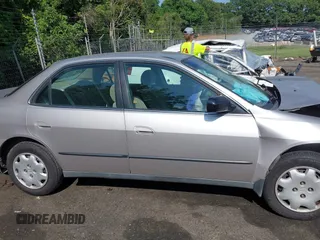 1998 Honda Accord LX with VIN 1HGCG5648WA084802, listed as a IAAI auction lot 42424338 with 201,552 mi miles and . Bid and sale history available at DreamBid. Image 13.