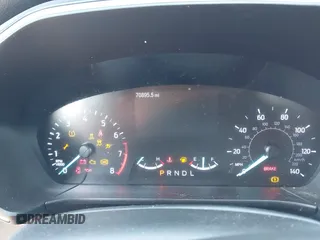 2020 Ford Escape SEL z VIN 1FMCU0H6XLUB62303, wystawiony jako IAAI lot #42646790 z przebiegiem 70 895 mil mil oraz . Historia ofert i sprzedaży dostępna na DreamBid. Obrazek 7.