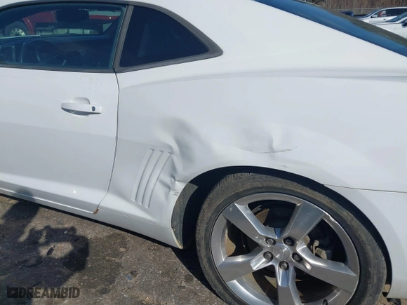 2012 Chevrolet Camaro 2LT with VIN 2G1FC1E37C9162107, listed as a IAAI auction lot 41558098 with 213,664 mi miles. Bid and sale history available at carsss.com. Image 6.