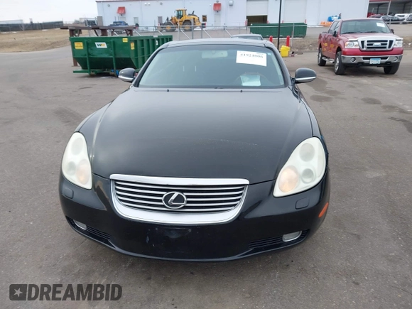 2002 Lexus SC with VIN JTHFN48Y120003925, listed as a IAAI auction lot 41921006 with 157,235 mi miles. Bid and sale history available at carsss.com. Image 12.