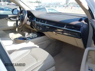 2019 Audi Q7 Premium with VIN WA1AAAF74KD004991, listed as a IAAI auction lot 42180183 with 53,188 mi miles and . Bid and sale history available at DreamBid. Image 5.