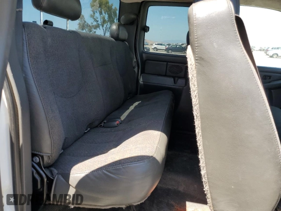 2005 Chevrolet Silverado 1500 Work Truck with VIN 1GCEC19X25Z301634, listed as a Copart auction lot 57970605 with 173,372 mi miles and Salvage title. Bid and sale history available at DreamBid. Image 10.