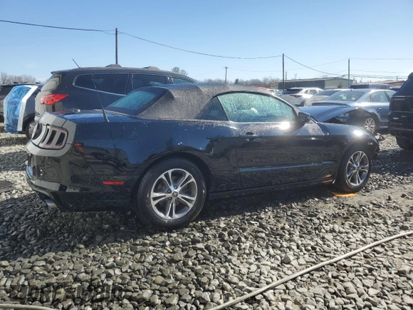 2014 Ford Mustang V6 with VIN 1ZVBP8EM8E5310788, listed as a Copart auction lot 48499365 with 73,720 mi miles and Salvage Title. Bid and sale history available at carsss.com. Image 3.