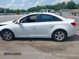 2014 Chevrolet Cruze 1LT с VIN 1G1PC5SB7E7130883, выставлен на аукционе IAAI как лот 42490921 с пробегом 152 117 миль миль и . История ставок и продаж доступна на DreamBid. Изображение 15.
