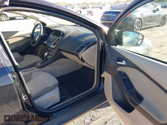 2013 Ford Focus SE z VIN 1FADP3F2XDL280298, wystawiony jako IAAI lot #40493858 z przebiegiem 126 051 mil mil oraz . Historia ofert i sprzedaży dostępna na DreamBid. Obrazek 5.