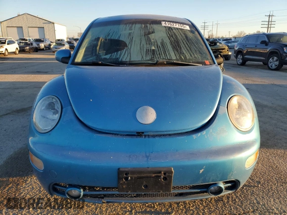 2004 Volkswagen New Beetle Coupe Satellite Blue with VIN 3VWGK31CX4M419900, listed as a Copart auction lot 41627155 with 129,510 mi miles and Salvage Title. Bid and sale history available at carsss.com. Image 5.