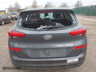 2019 Hyundai Tucson SE with VIN KM8J23A48KU923772, listed as a IAAI auction lot 42069850 with 57,692 mi miles. Bid and sale history available at carsss.com. Image 17.