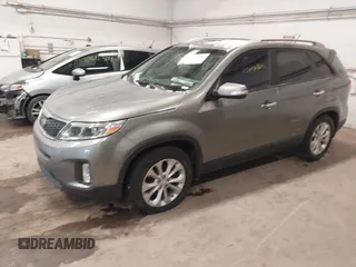 2014 Kia Sorento EX with VIN 5XYKU4A71EG435384, listed as a IAAI auction lot 41607160 with 143,622 mi miles and . Bid and sale history available at DreamBid. Image 2.