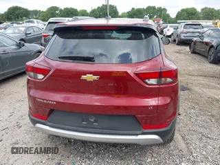 2025 Chevrolet TrailBlazer LT with VIN KL79MPSL7SB050099, listed as a IAAI auction lot 42070234 with 14,977 mi miles. Bid and sale history available at carsss.com. Image 17.