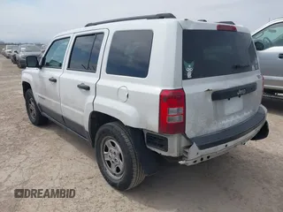 2017 Jeep Patriot Sport with VIN 1C4NJPBBXHD208692, listed as a IAAI auction lot 41669858 with 138,101 mi miles and . Bid and sale history available at DreamBid. Image 3.