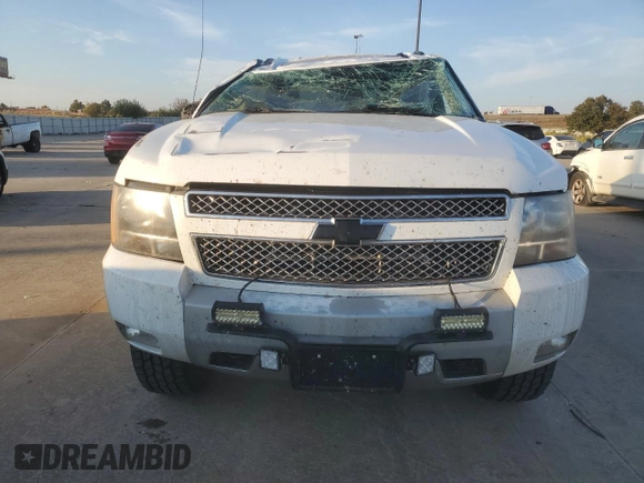 2011 Chevrolet Avalanche LT z VIN 3GNTKFE33BG105408, wystawiony jako Copart lot #76338364 z przebiegiem Nie podano mil oraz Szkoda całkowita • Salvage title. Historia ofert i sprzedaży dostępna na DreamBid. Obrazek 5.