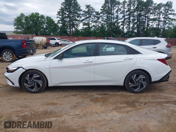 2024 Hyundai Elantra Limited with VIN KMHLP4DG5RU827792, listed as a IAAI auction lot 42179911 with 18,632 mi miles and . Bid and sale history available at DreamBid. Image 14.