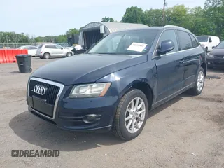 2009 Audi Q5 Premium Plus z VIN WA1KK78R99A051691, wystawiony jako IAAI lot #42354931 z przebiegiem 169 939 mil mil oraz . Historia ofert i sprzedaży dostępna na DreamBid. Obrazek 6.