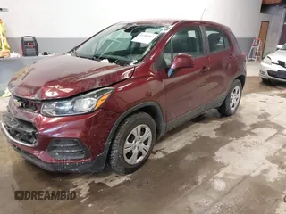 2017 Chevrolet Trax LS with VIN 3GNCJKSB9HL174725, listed as a IAAI auction lot 41589963 with 85,304 mi miles. Bid and sale history available at carsss.com. Image 18.