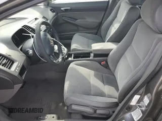 2008 Honda Civic LX z VIN 2HGFA16528H338878, wystawiony jako Copart lot #58849355 z przebiegiem 193 528 mil mil oraz Czysty tytuł • Clean title. Historia ofert i sprzedaży dostępna na DreamBid. Obrazek 7.