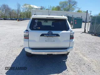 2018 Toyota 4Runner SR5 with VIN JTEBU5JR6J5545742, listed as a IAAI auction lot 41940150 with 64,488 mi miles and . Bid and sale history available at DreamBid. Image 16.