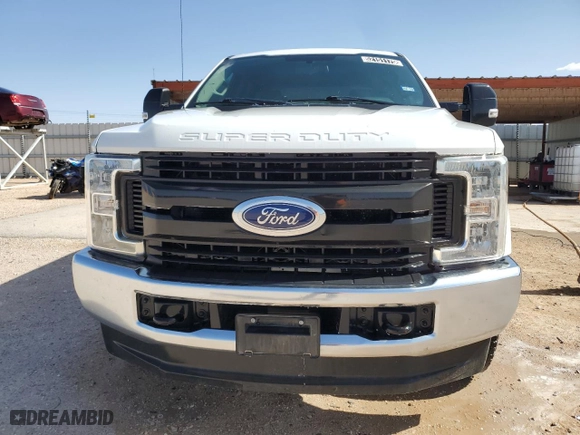 2019 Ford Super Duty F-250 SRW XL with VIN 1FT7W2BT9KEG70622, listed as a Copart auction lot 52151175 with 188,072 mi miles and Clean Title. Bid and sale history available at carsss.com. Image 5.