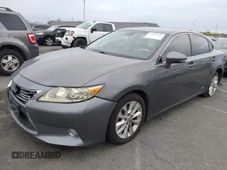 2013 Lexus ES 300h with VIN JTHBW1GG5D2017997, listed as a IAAI auction lot 42185265 with 166,383 mi miles and . Bid and sale history available at DreamBid. Image 17.
