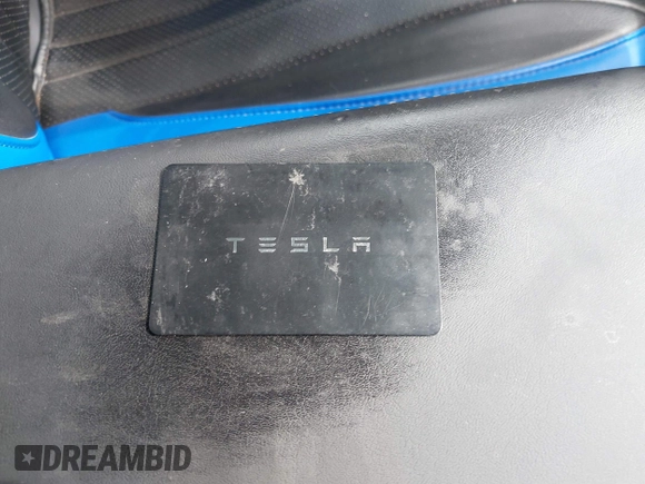 2022 Tesla Model 3 Long Range z VIN 5YJ3E1EB2NF246443, wystawiony jako IAAI lot #42179219 z przebiegiem Nie podano mil oraz . Historia ofert i sprzedaży dostępna na DreamBid. Obrazek 11.