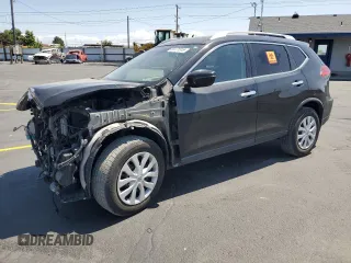 2017 Nissan Rogue S z VIN KNMAT2MV4HP562399, wystawiony jako Copart lot #59771515 z przebiegiem 93 339 mil mil oraz Szkoda całkowita • Salvage title. Historia ofert i sprzedaży dostępna na DreamBid. Obrazek 1.