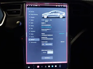 2014 Tesla Model S 60 with VIN 5YJSA1H1XEFP30497, listed as a IAAI auction lot 41294630 with 203,663 mi miles and . Bid and sale history available at DreamBid. Image 7.