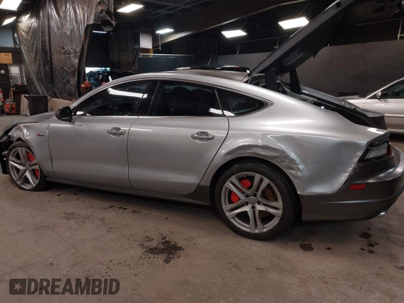 2018 Audi A7 Prestige with VIN WAU23AFC4JN034435, listed as a IAAI auction lot 41193774 with 61,833 mi miles. Bid and sale history available at carsss.com. Image 3.