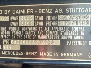 1986 Mercedes-Benz 560 with VIN WDBCA39D9GA217924, listed as a Copart auction lot 44278365 with 340,185 mi miles and Clean Title. Bid and sale history available at DreamBid. Image 10.