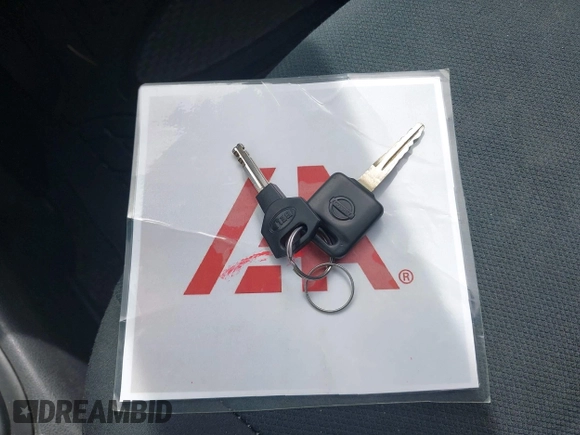 2014 Nissan Note S with VIN 3N1CE2CP0EL387259, listed as a IAAI auction lot 42698924 with 47,371 mi miles and . Bid and sale history available at DreamBid. Image 11.