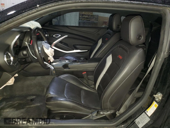2019 Chevrolet Camaro 2SS z VIN 1G1FH1R76K0129350, wystawiony jako Copart lot #85676594 z przebiegiem 74 216 mil mil oraz Szkoda całkowita • Salvage title. Historia ofert i sprzedaży dostępna na DreamBid. Obrazek 7.