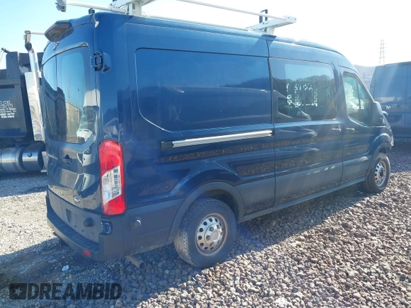 2020 Ford Transit with VIN 1FTBW9CG5LKB38291, listed as a IAAI auction lot 41660584 with 32,579 mi miles. Bid and sale history available at carsss.com. Image 4.