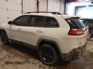 2016 Jeep Cherokee Latitude with VIN 1C4PJMCS5GW219429, listed as a IAAI auction lot 41578760 with 161,964 mi miles and . Bid and sale history available at carsss.com. Image 3.