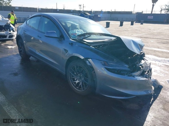 2025 Tesla Model 3 Long Range with VIN 5YJ3E1EA7SF882505, listed as a IAAI auction lot 41108270 with 2,417 mi miles. Bid and sale history available at carsss.com. Image 1.