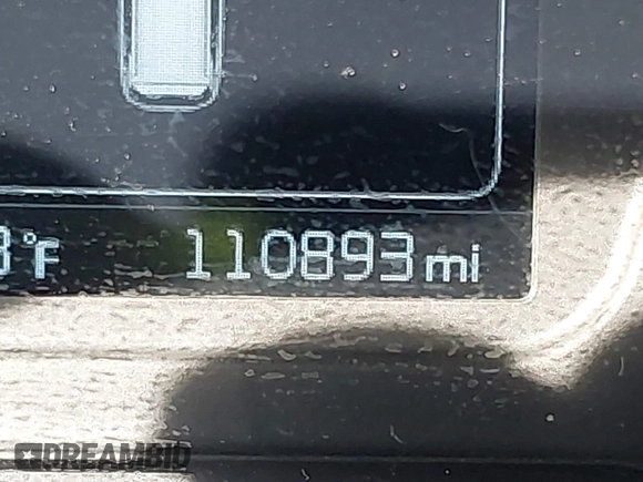 2018 Kia Sorento LX with VIN 5XYPGDA33JG424570, listed as a IAAI auction lot 41485156 with 110,893 mi miles. Bid and sale history available at carsss.com. Image 7.