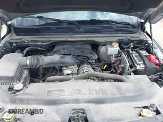 2022 Ram 1500 Big Horn z VIN 1C6RREFT2NN253608, wystawiony jako IAAI lot #42020587 z przebiegiem 44 509 mil mil oraz . Historia ofert i sprzedaży dostępna na DreamBid. Obrazek 10.