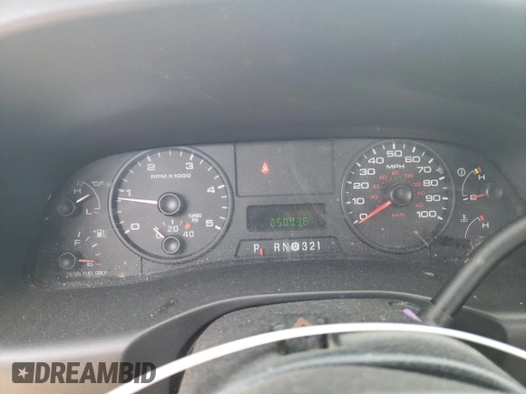 2005 Ford F-250 XL with VIN 1FTSF20PX5EA68218, listed as a Copart auction lot 86724404 with 258,036 mi miles and Salvage title. Bid and sale history available at DreamBid. Image 9.