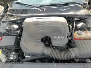 2019 Dodge Challenger SXT z VIN 2C3CDZGG4KH625092, wystawiony jako Copart lot #70375685 z przebiegiem 87 504 mil mil oraz Szkoda całkowita • Salvage title. Historia ofert i sprzedaży dostępna na DreamBid. Obrazek 16.