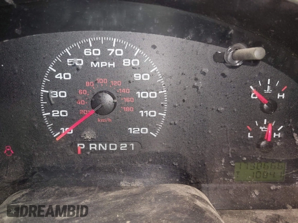 2005 Ford F-150 XL with VIN 1FTRF12265KE88523, listed as a IAAI auction lot 41446716 with 173,866 mi miles. Bid and sale history available at carsss.com. Image 7.