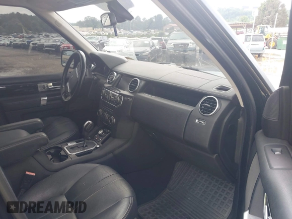 2011 Land Rover LR4 HSE с VIN SALAG2D40BA583460, выставлен на аукционе IAAI как лот 42795572 с пробегом 152 303 миль миль и . История ставок и продаж доступна на DreamBid. Изображение 5.