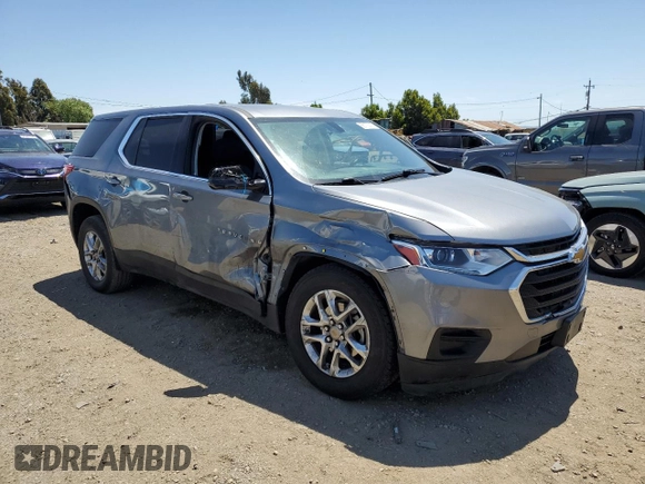 2020 Chevrolet Traverse LS z VIN 1GNERFKW8LJ292177, wystawiony jako Copart lot #56173015 z przebiegiem 67 821 mil mil oraz Szkoda całkowita • Salvage title. Historia ofert i sprzedaży dostępna na DreamBid. Obrazek 4.