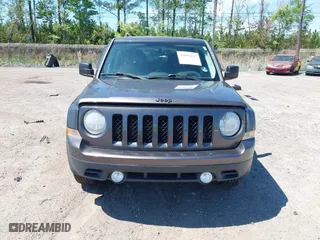 2014 Jeep Patriot Sport with VIN 1C4NJPBAXED887429, listed as a IAAI auction lot 41897235 with 156,592 mi miles. Bid and sale history available at carsss.com. Image 6.