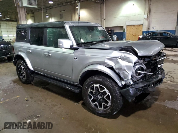2024 Ford Bronco Outer Banks with VIN 1FMEE8BP2RLA43360, listed as a Copart auction lot 42874005 with 575 mi miles and Salvage title. Bid and sale history available at DreamBid. Image 4.
