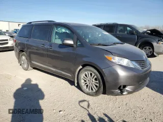 2017 Toyota Sienna XLE Auto Access Seat with VIN 5TDYZ3DC7HS872604, listed as a Copart auction lot 84915364 with 162,500 mi miles and Salvage Title. Bid and sale history available at DreamBid. Image 4.