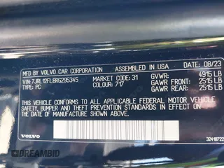2024 Volvo S60 Plus Dark Theme with VIN 7JRL12FL8RG295345, listed as a IAAI auction lot 41989830 with 38,817 mi miles. Bid and sale history available at carsss.com. Image 9.