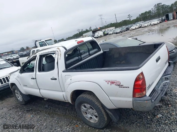 2007 Toyota Tacoma PreRunner with VIN 3TMJU62NX7M042753, listed as a IAAI auction lot 41754130 with NaN miles. Bid and sale history available at carsss.com. Image 14.