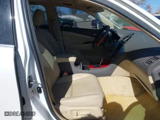 2009 Lexus ES 350 with VIN JTHBJ46G792332230, listed as a IAAI auction lot 41759511 with 199,492 mi miles. Bid and sale history available at carsss.com. Image 5.