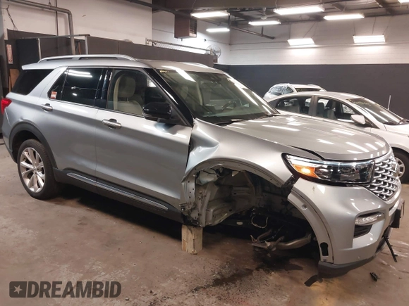 2022 Ford Explorer Platinum с VIN 1FM5K8HW3NNA10499, выставлен на аукционе IAAI как лот 42436872 с пробегом 30 186 миль миль и . История ставок и продаж доступна на DreamBid. Изображение 6.